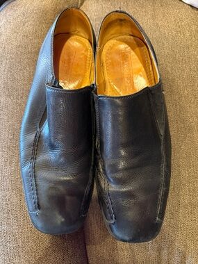 Sandro Black Leather Slip-On Loafers